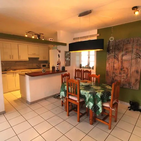 Διαμέρισμα Holistic Retreat - Heart Of Plaza Pueblo Marinero *